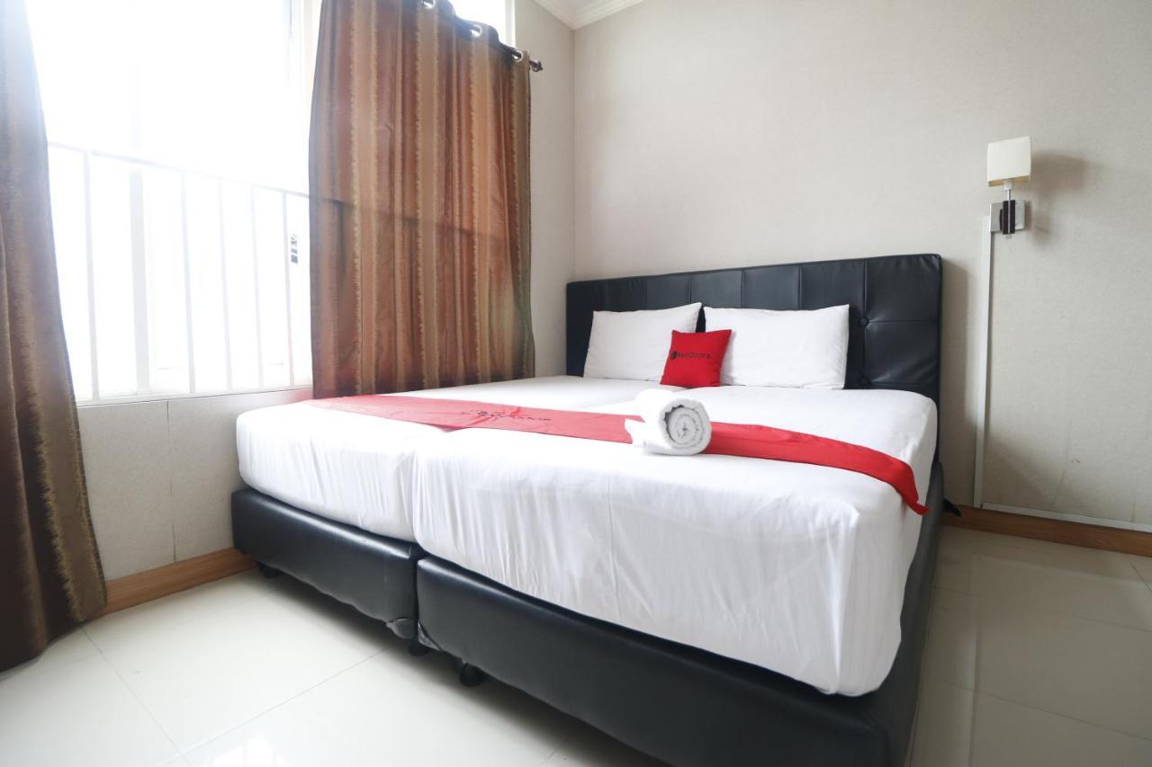 Hotel Reddoorz @ Ranotana Manado Extérieur photo