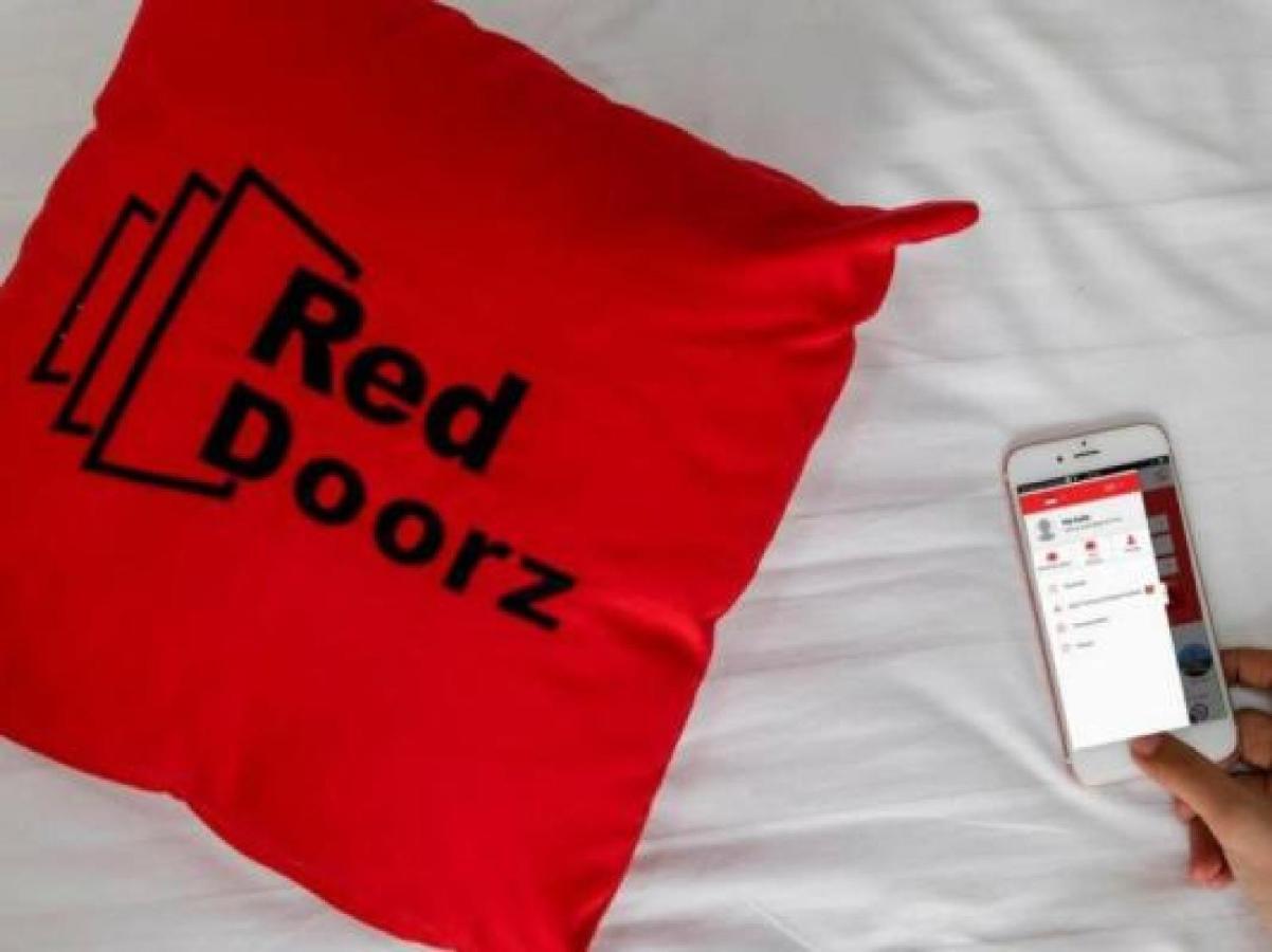 Hotel Reddoorz @ Ranotana Manado Extérieur photo